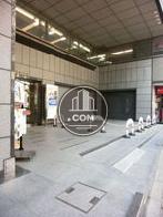 開放的な広さの出入り口