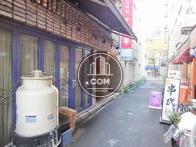 路地エリアの為落ち着きを感じられます