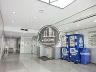 清潔感のあるエントランス内