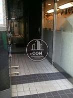 縦に長くエレベーターホールまで続きます。