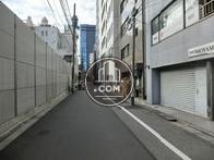 建物前道路