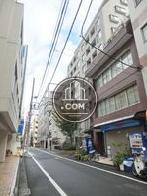 京橋エリアへ向かう公道です