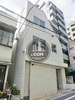 比較的静かな環境のオフィス
