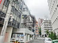 全面道路左側の様子です