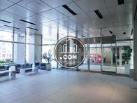 視界の広いエントランス