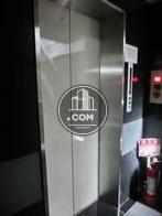 6人乗りエレベーターが一基