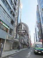 賑わいのある繁華街エリアです