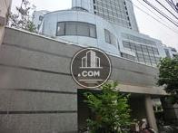 裏側は路地と隣接しています