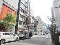 新富町駅方面へ向かいます