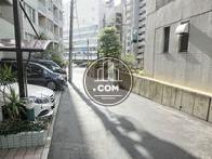 人通りの少ない通り