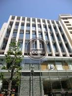 下層階は広々としたテナントフロアです