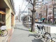 玄関前歩道