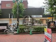 西武新宿駅目の前