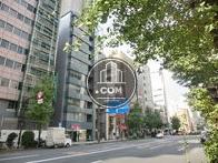 右へ進むと秋葉原駅方面です
