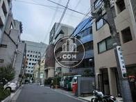 閑静な裏路地