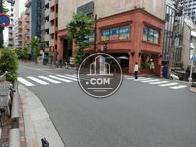 大きい通り沿いです