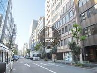 小伝馬町駅方面へアクセス出来ます