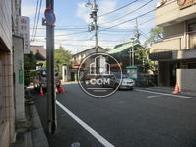 車の通りも多くありません
