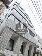 歩道から見上げた様子