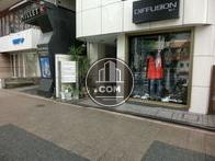 正面入口付近です