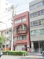 シンプルな長方形型ビルです