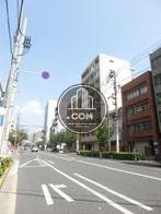 交通量はそれ程多くないエリアです