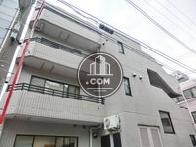 バルコニーのある造り