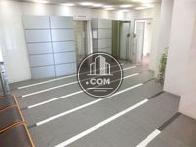 開放的なエントランス空間