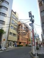 東日本橋駅へアクセスする公道です