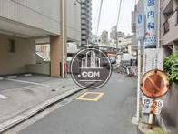 裏通りを撮影