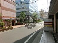 前面道路は交通量は少ないです