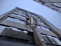 ビルの側面です