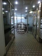 １階部分には飲食店が並んでいます