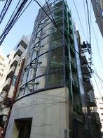 新宿F2ビルの外観写真