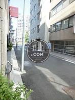 駅前通りへアクセスします