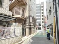 脇道通り奥からのアングル
