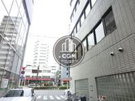 見えるのは京葉道路です