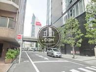 側面通り奥からの景観
