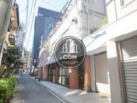 路地に面した通り