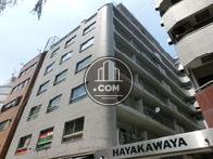 道路側は窓が付いております。