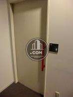 基準階男子トイレドア