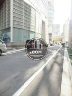 隣接する側面通り