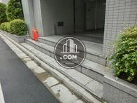 小さな段差があります