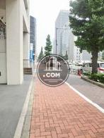 綺麗に舗装された歩道