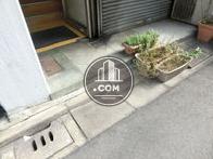 玄関前の床面