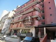 裏路地に有静か