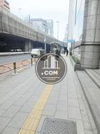 見通しの良い玄関前通り