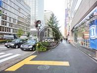 正面の右側の様子