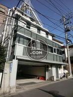 角地に位置しています