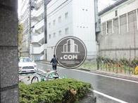 車通りの少ない通り